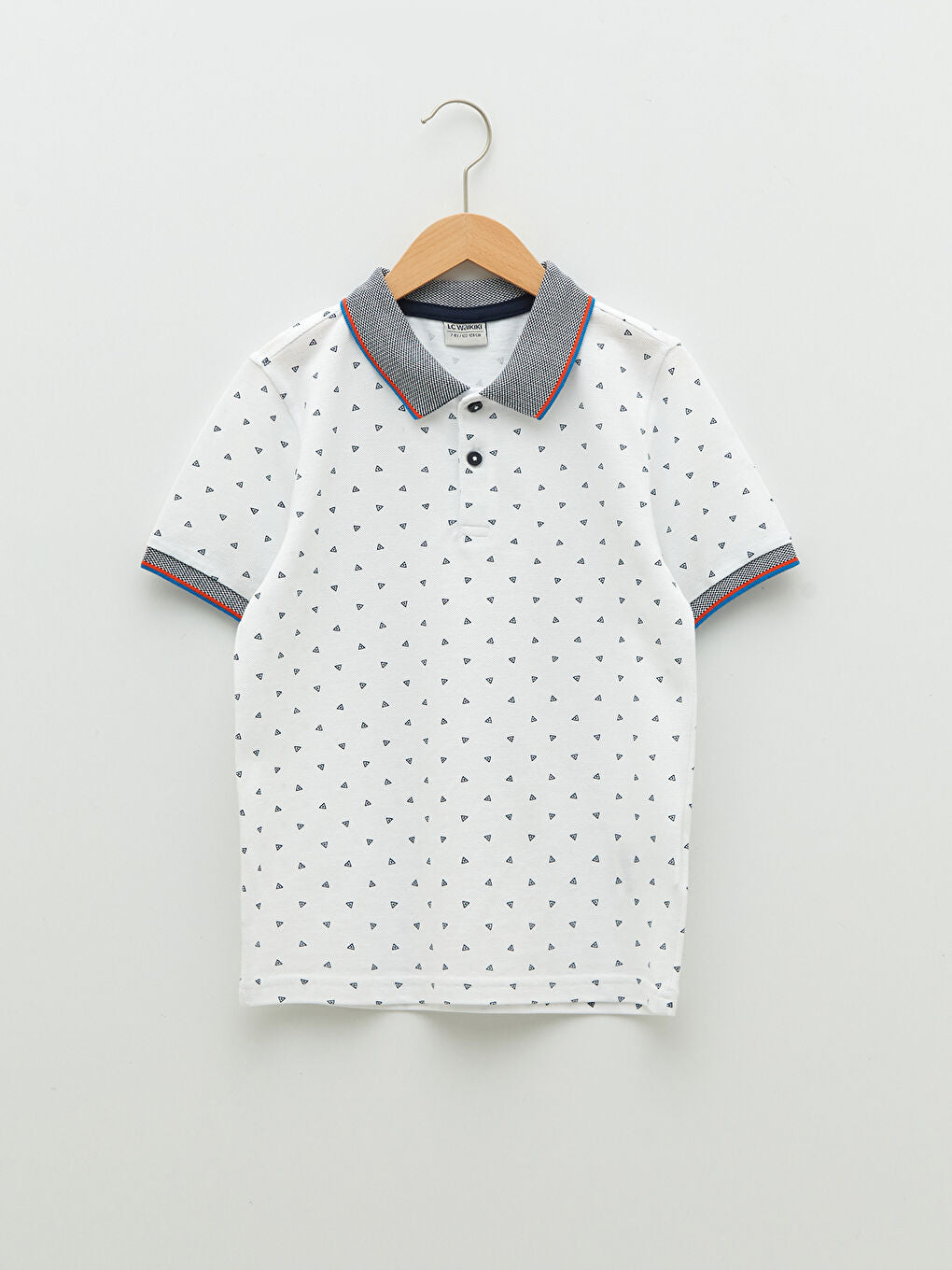 Polo tshirt.