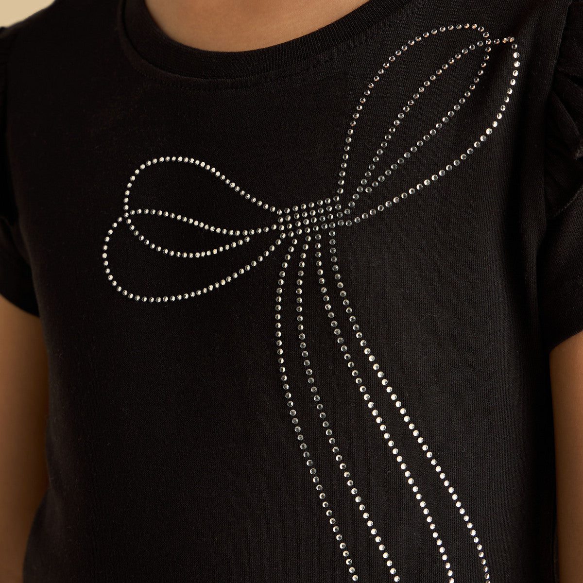 Bow embellished tshirt