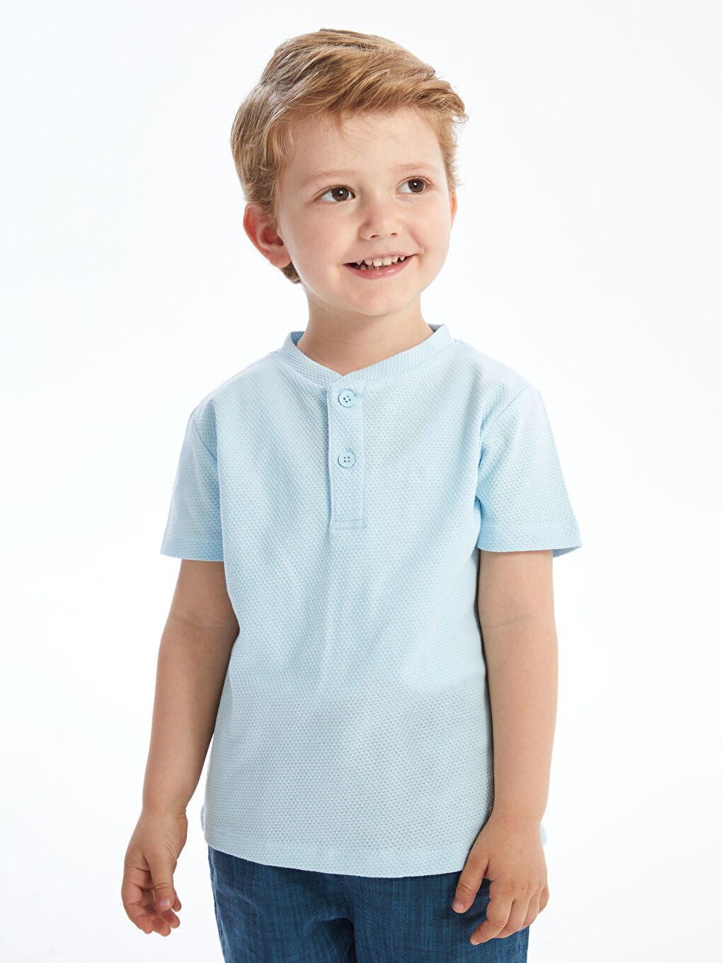 Textured polo t-shirt