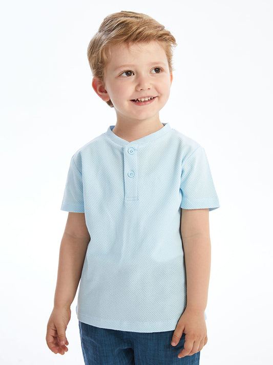 Textured polo t-shirt