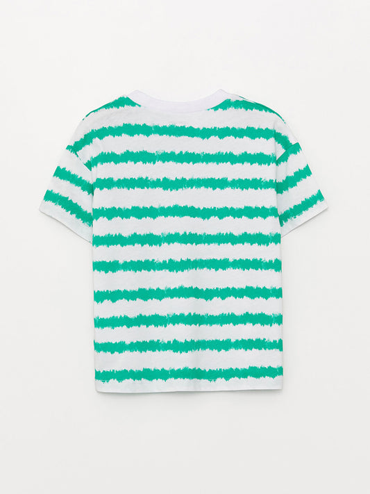 Green round neck t-shirt